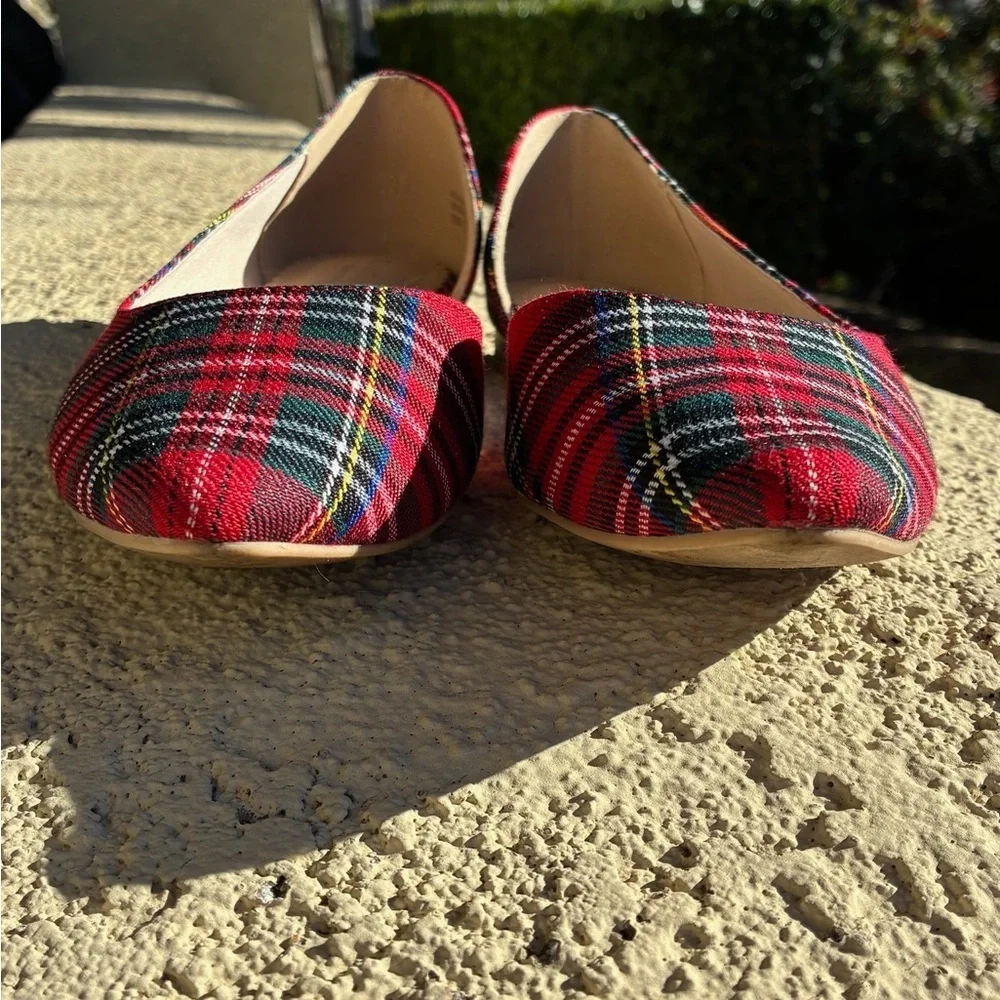 Issac Mizrahi Plaid Red Women's Flats 7.5